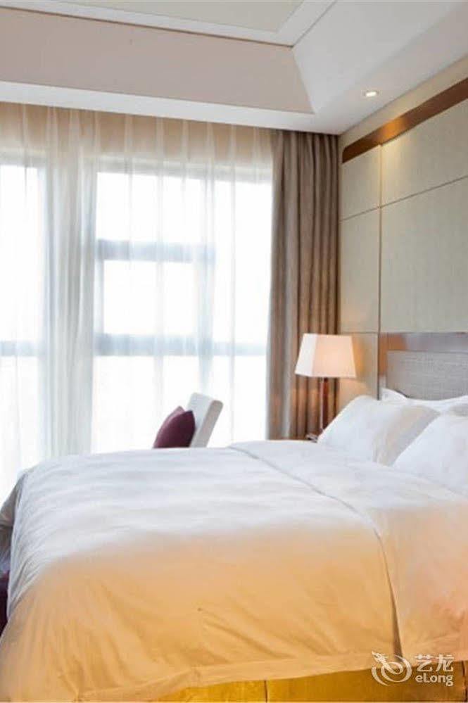Bavaria City Hotel เป๋ยไห่ ภายนอก รูปภาพ