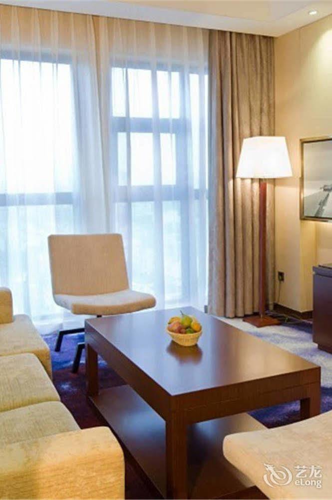 Bavaria City Hotel เป๋ยไห่ ภายนอก รูปภาพ